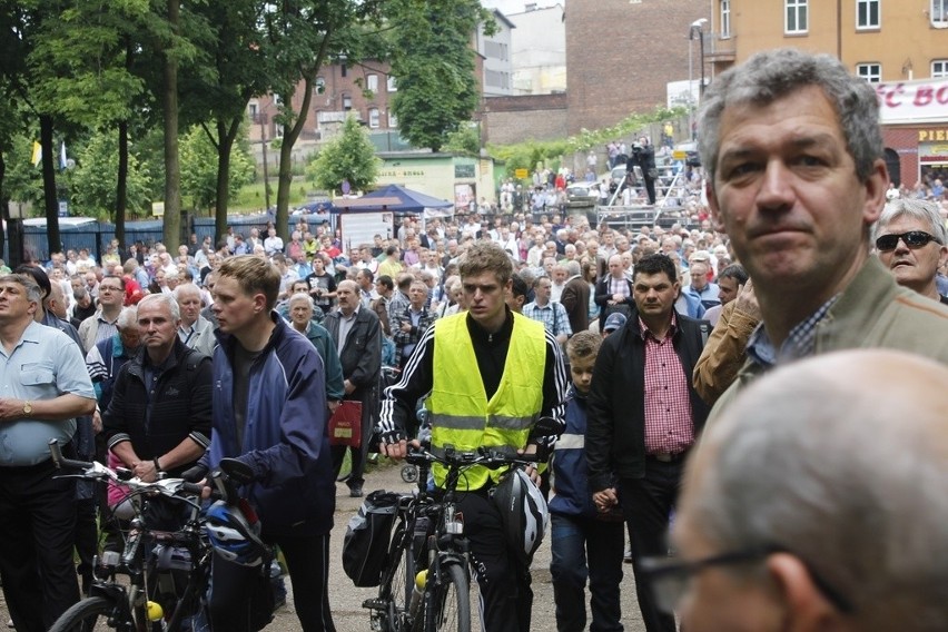 Pielgrzymka mężczyzn do Piekar pod hasłem Rodzina Miłością...