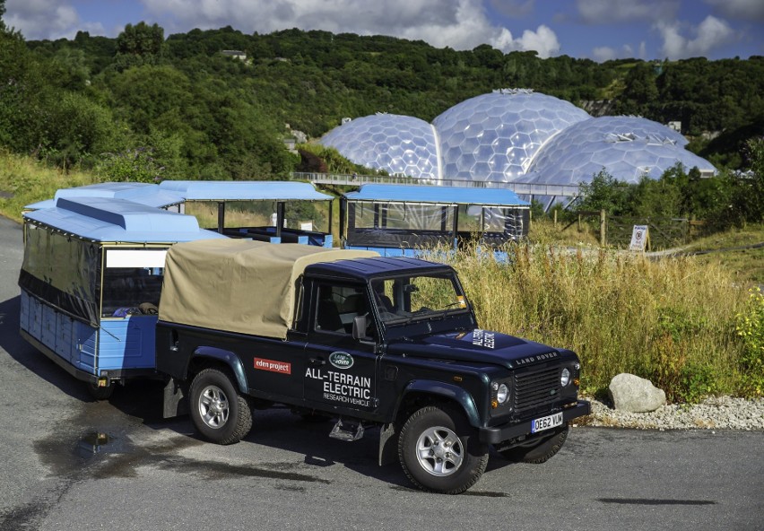 Land Rover Electric Defender MY13, Fot: Land Rover