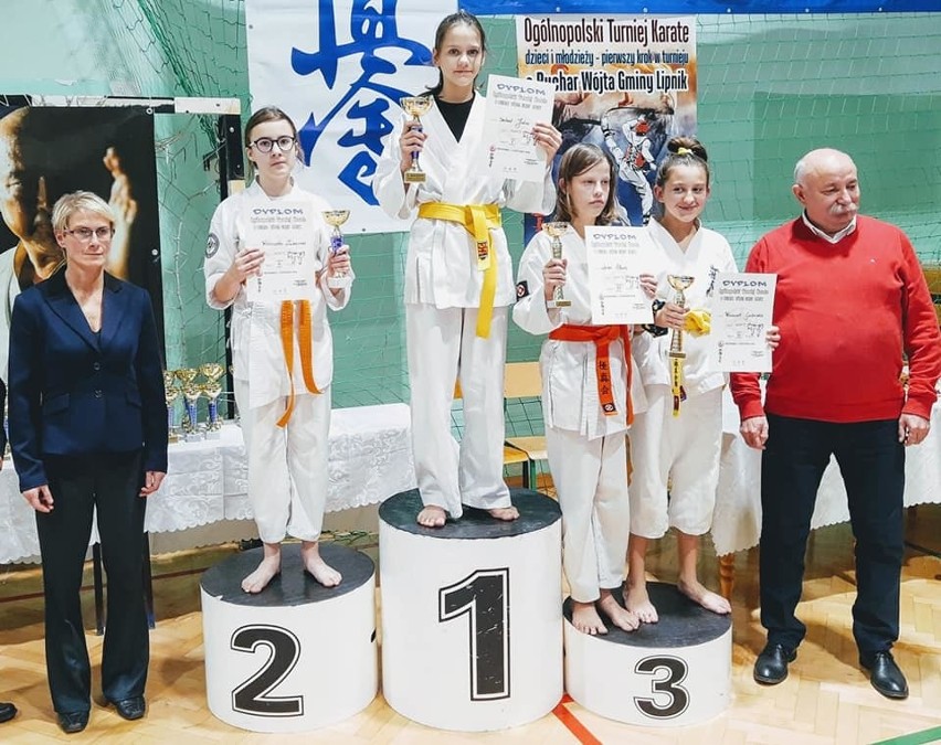 Cztery medale zawodników klubu karate Shiro na turnieju w Lipniku [ZDJĘCIA]