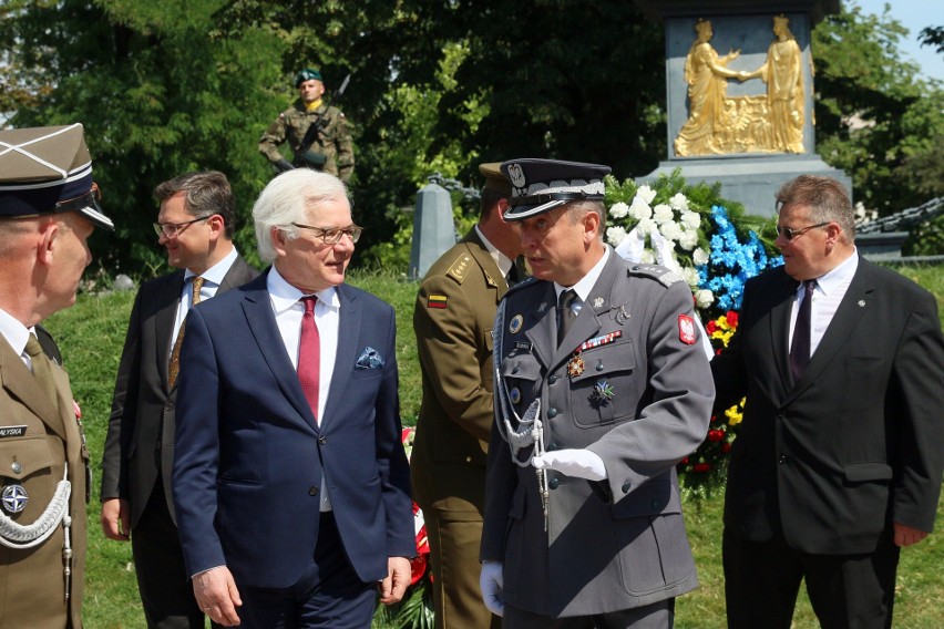 Ministrowie spraw zagranicznych Polski, Ukrainy i Litwy w Lublinie. Powołali „Trójkąt Lubelski". Zobacz zdjęcia