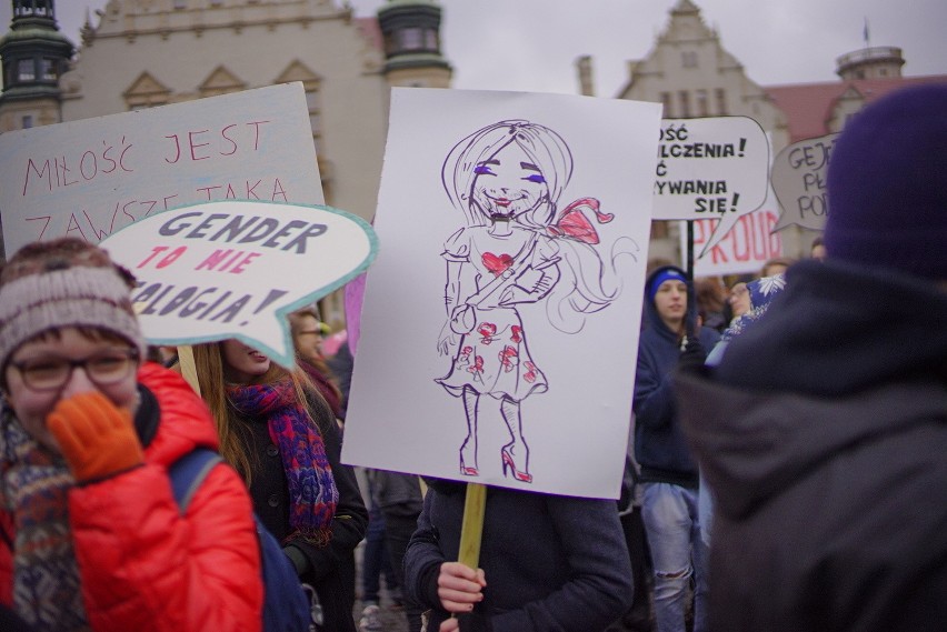 Przez Poznań przeszedł Marsz Równości [ZDJĘCIA]