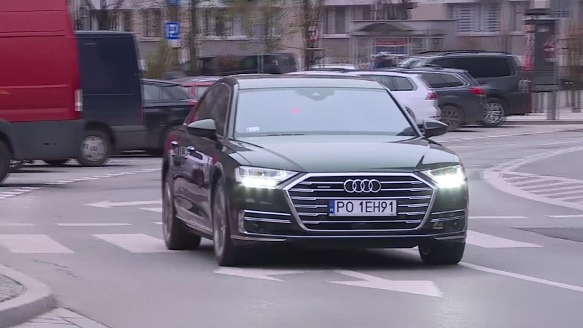 Audi A8...