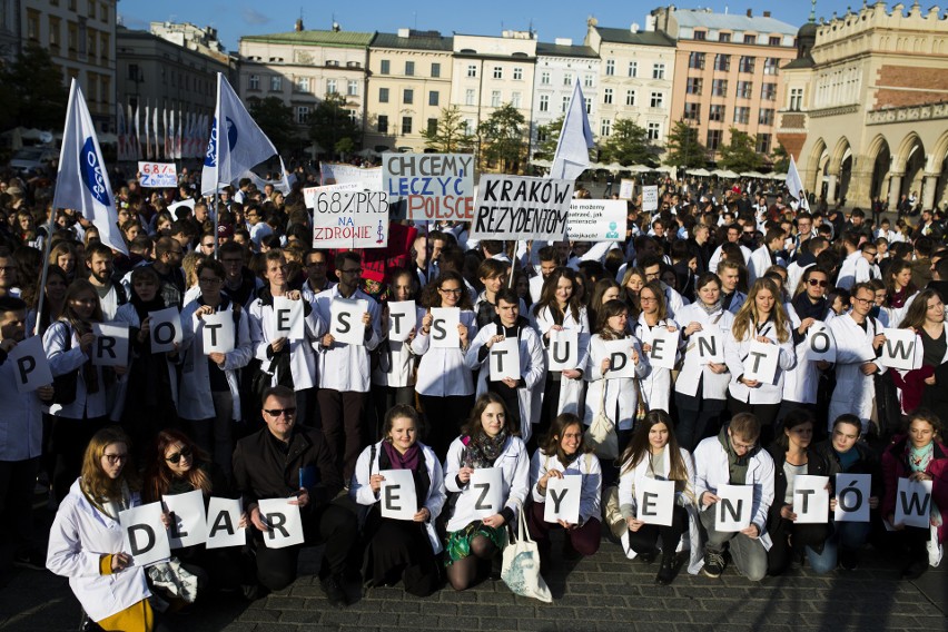 Pikieta krakowskich studentów dla rezydentów