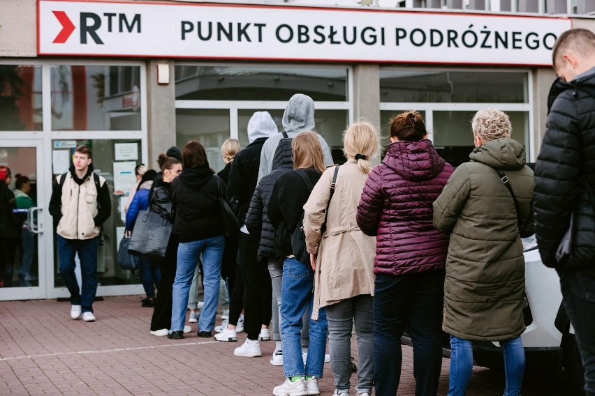 W ostatnich dniach tworzą się ogromne kolejki do Punktu...