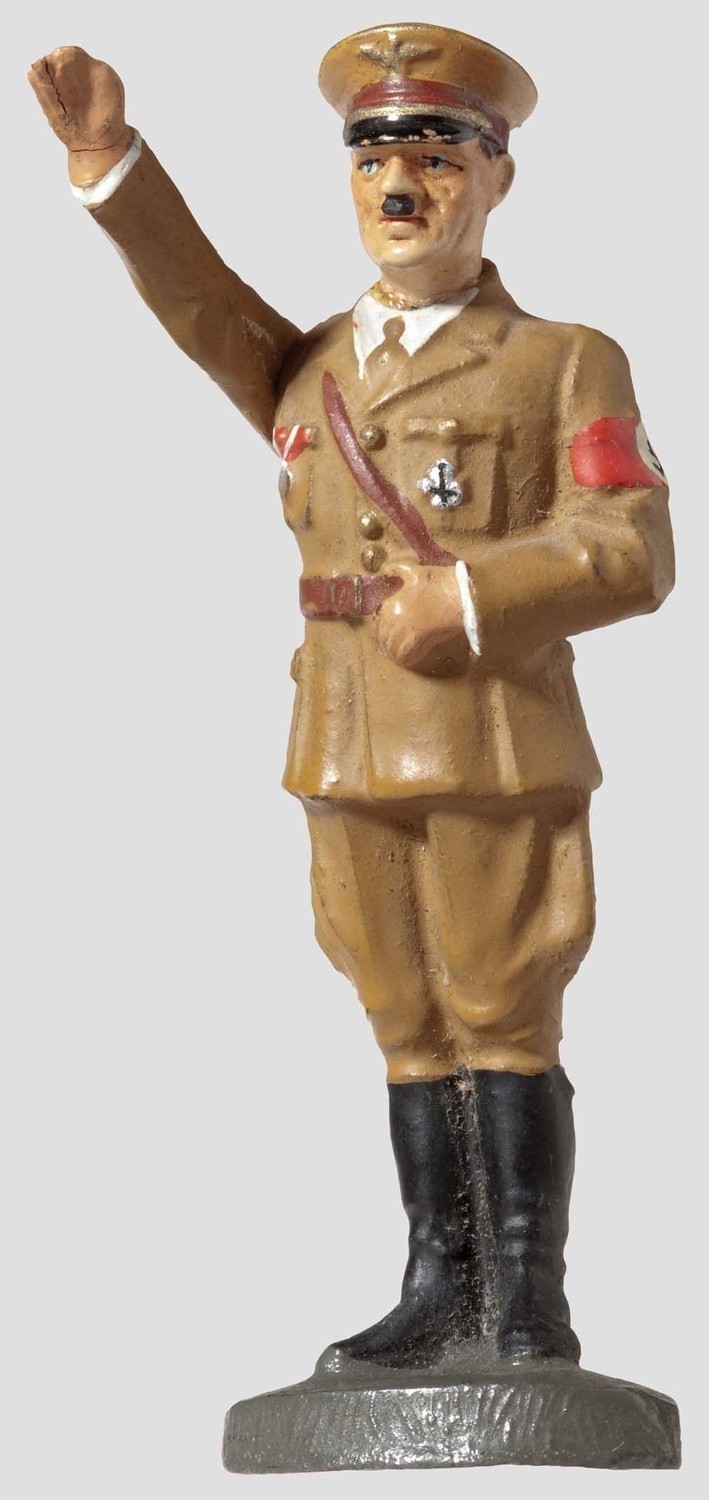 Figurki Adolfa Hitlera, Josepha Goebbelsa i SS-manów. Oto zabawki III Rzeszy [ZDJĘCIA]