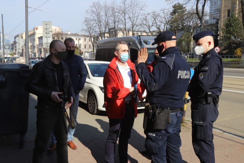 Protest związkowców z Tauronu i złożenie pism w biurze...