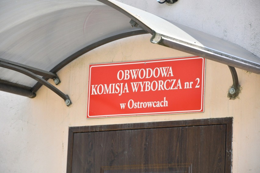 Remont świetlicy w Ostrowcach w gminie Nowy Korczyn jest...