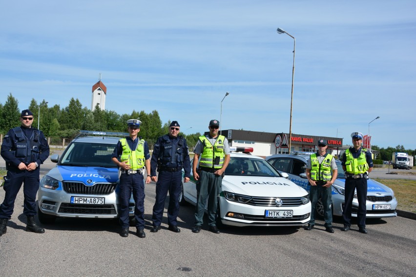 Litewska policja na krajowej ósemce. Wzmożone kontrole (zdjęcia)