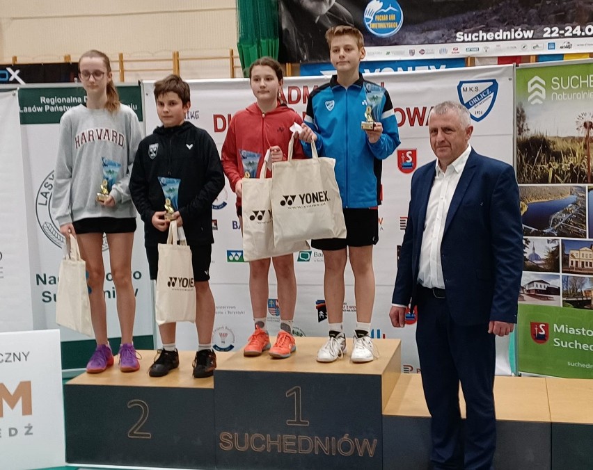 Badminton. Cztery medale młodych zawodników SKB Suwałki