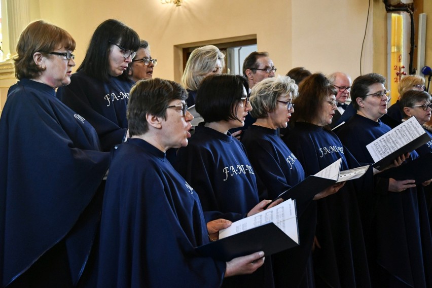 Piękny IX Festiwal Muzyki Sakralnej imienia Józefa Furmanika w Kozienicach. To była prawdziwa uczta dla duszy. Zobacz zdjęcia