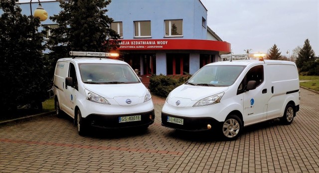 Dwa nowe Nissany E-NV 200 Wodociąg&oacute;w Słupsk.