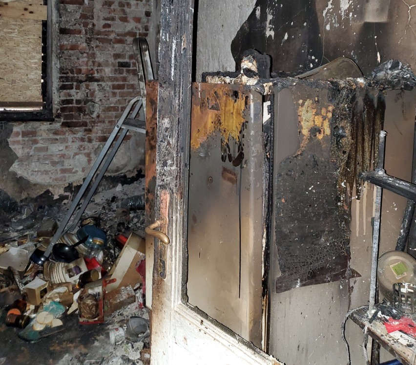 Kraków. Związek Żołnierzy Narodowych Sił Zbrojnych zbierał na remont spalonego mieszkania, ale bez zgody właściciela lokalu
