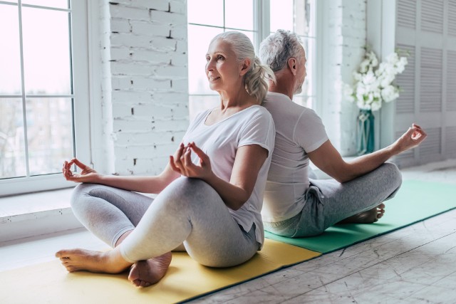Medytacja, qigong, joga i redukcja stresu oparta na uważności (mindfulness) znacznie obniżają poziom hemoglobiny glikowanej u osób z cukrzycą typu 2.
