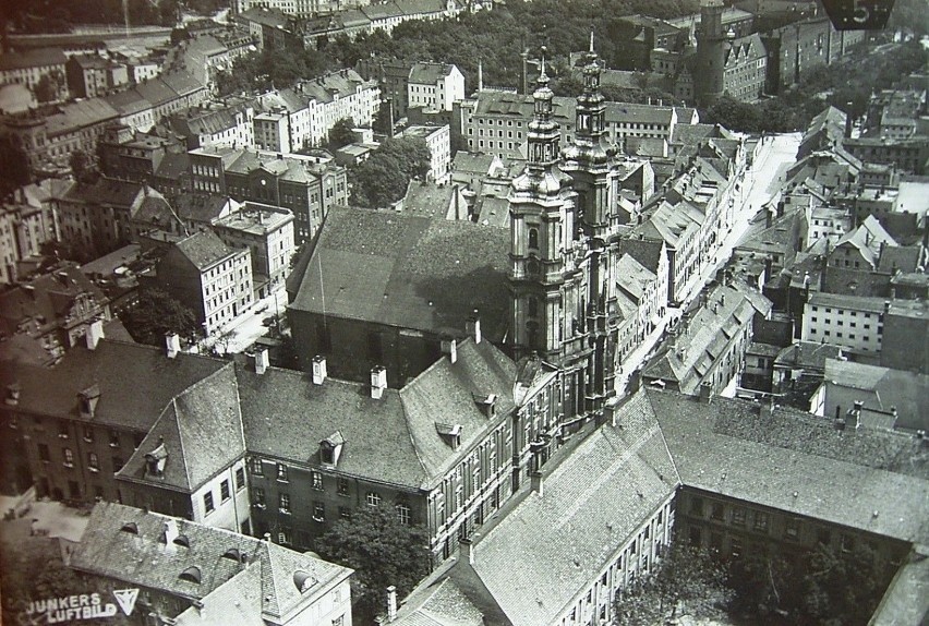 Szczecinek otrzymał prawa miejskie w 1310 r.