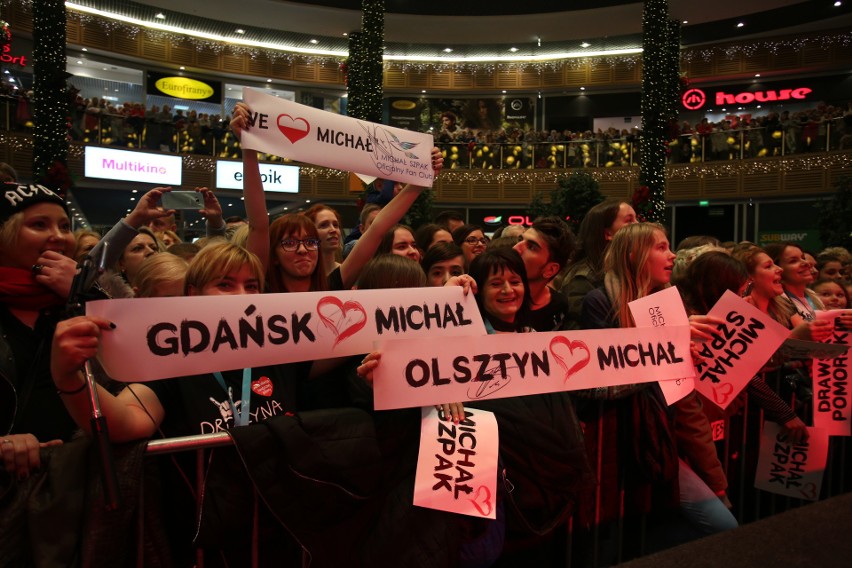 Koncert Michała Szpaka na zakończenie 26. Finału WOŚP w Słupsku [zdjęcia, wideo]