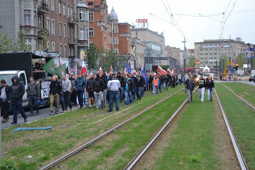 Marsz przeciwko imigrantom w Katowicach