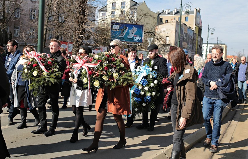 Marsz Pamięci przeszedł ulicami Krakowa [ZDJĘCIA]