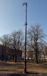 Odnowią najstarszą latarnię w Łodzi na pl. Piastowskim na Bałutach