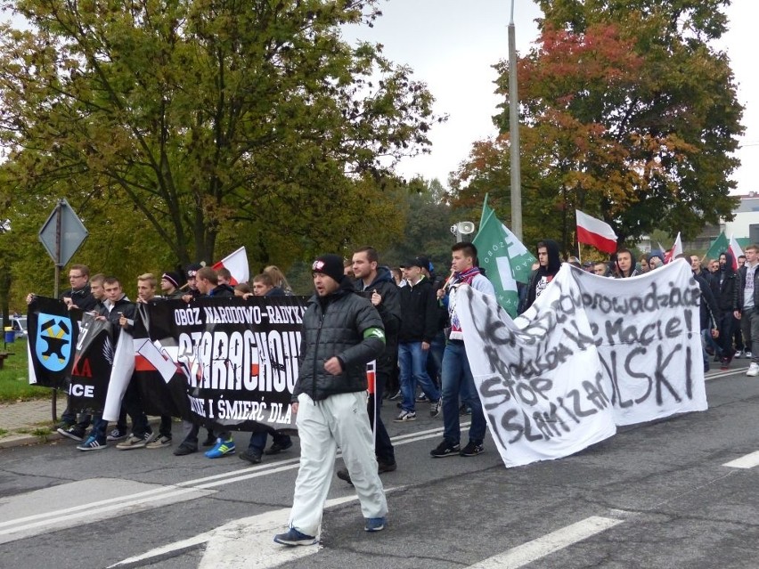 W Starachowicach maszerowali przeciwko islamizacji