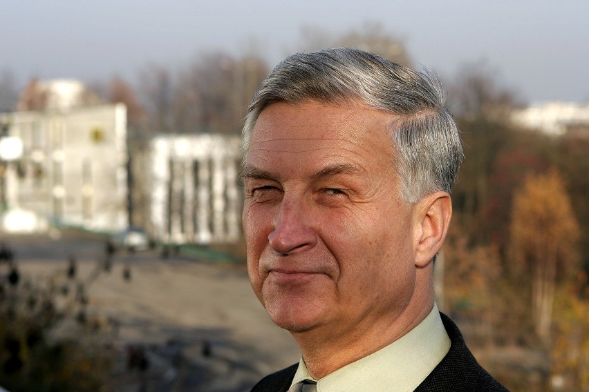 Piotr Kuczyński: - Frankowicze to spekulanci i wyciągają ręce po nasze  pieniądze | Gazeta Pomorska