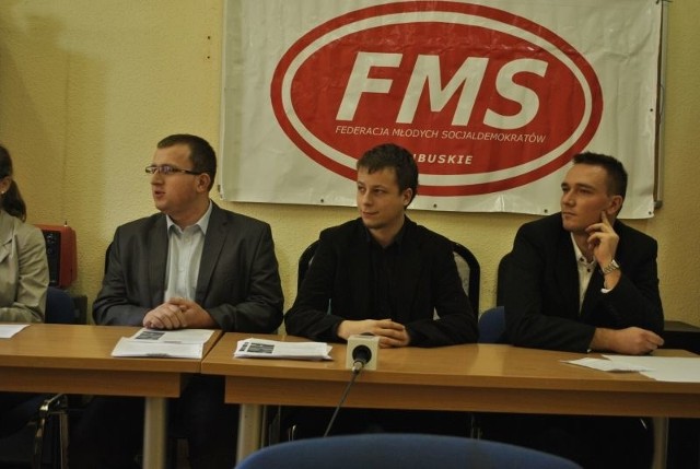 Patryk Lewicki, przewodniczący FMS Województwa Lubuskiego wraz z wiceprzewodniczącym Pawłem Wysockim oraz Jackiem Wojnarowskim, przewodniczącym powiatu Zielona Góra