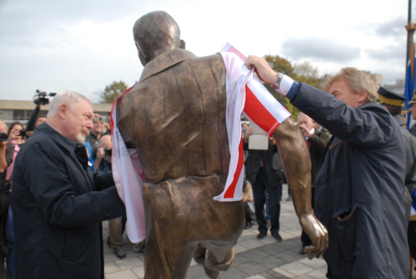 Józef Kałuża wreszcie ma swój pomnik