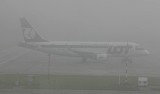 Wrocław: Mgła utrudnia pracę lotniska. Samoloty opóźnione. Lufthansa nie odleciała