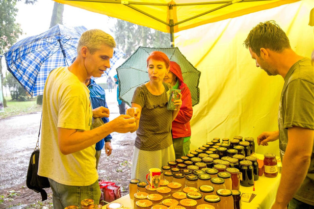 Kurowo. XIX Biesiada Miodowa w Kurowie. Przyjechali najwięksi pszczelarze z woj. podlaskiego (zdjęcia)