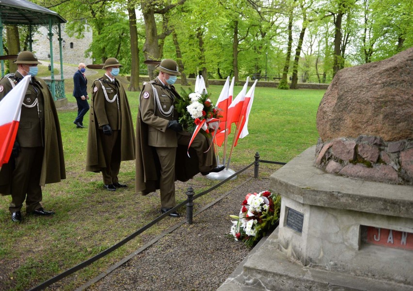 Tegoroczne święto Konstytucji 3 Maja przebiega w cieniu...