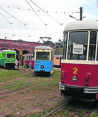 Jedną z atrakcji obchodów będzie majówka w zajezdni-muzem na Brusie.