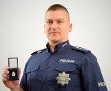 Miastecki policjant aspirant sztabowy Robert Ściślewski wyróżniony Złotą Odznaką „Za opiekę nad zabytkami”