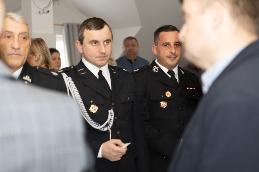 Władze gminy Pawłów spotkały się z radnymi, sołtysami oraz strażakami na wspólnej wigilii. Zobacz zdjęcia