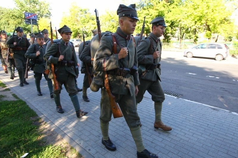 Poznańscy rekonstruktorzy wyruszają do Warszawy.