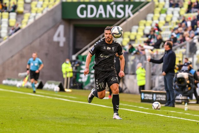 Lukas Podolski gra w Górniku Zabrze. Tutaj w meczu ligowym w Gdańsku z Lechią