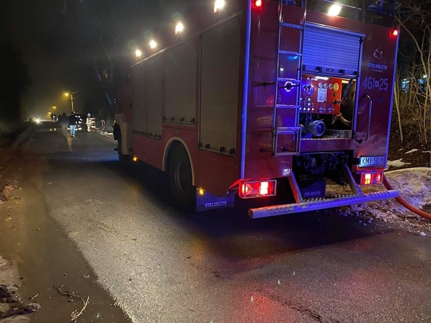 Pożar w gminie Słomniki. W Boże Narodzenie ogień wybuchł w budynku gospodarczym