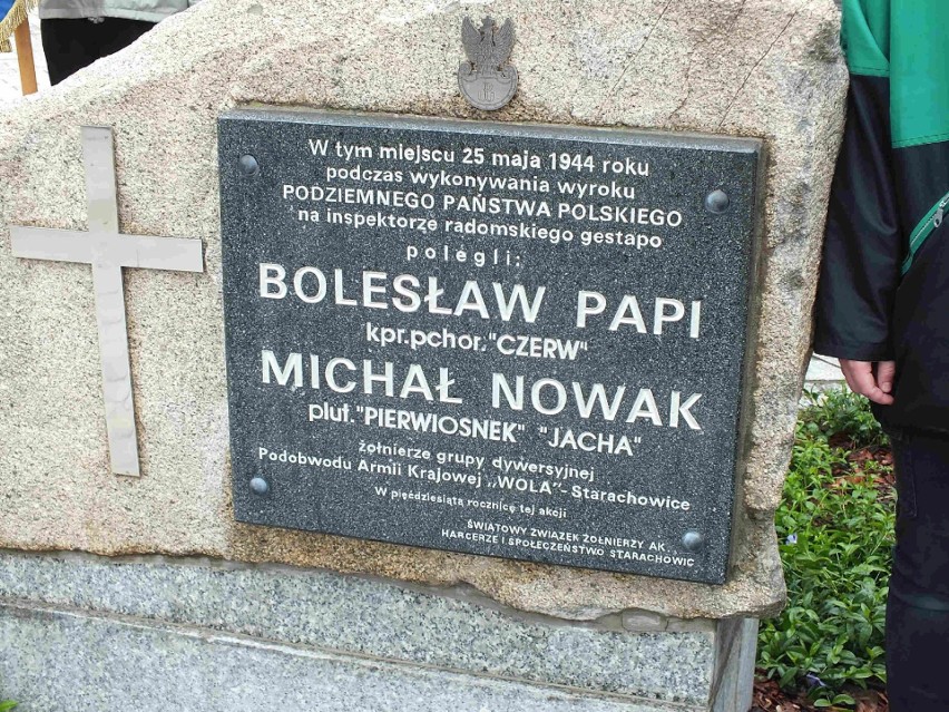 Uroczyście i podniośle na rocznicy śmierci Bolesława Papiego i Michała Nowaka w Starachowicach [ZDJĘCIA]