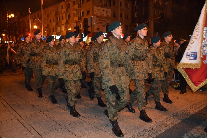 Święto Niepodległości w Częstochowie. Główne uroczystości na Placu Biegańskiego [ZDJĘCIA]