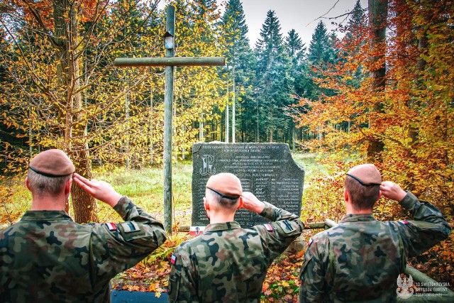 Świętokrzyscy Terytorialsi oddali hołd poległym bohaterom