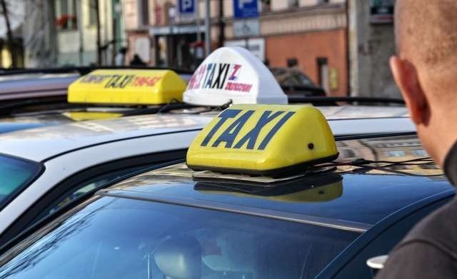 Najlepsze taxi w mieście wciąż poszukiwane [PLEBISCYT] | Express Bydgoski