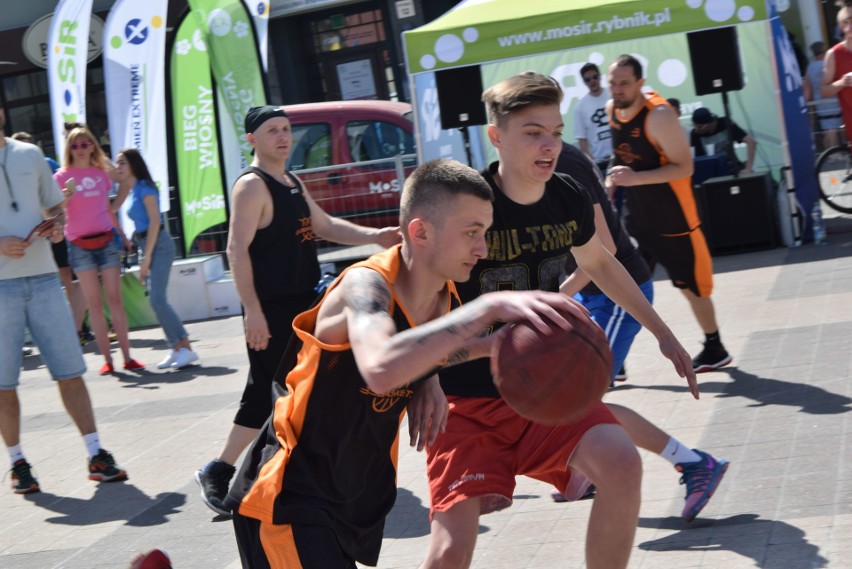 Majówka 2018 w Rybniku: Rynek Basket! Olbrzymie sportowe...