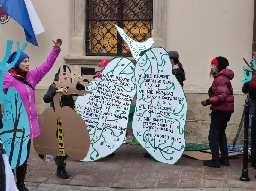 Protest pod Urzędem Miasta Krakowa