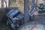 Śmiertelny wypadek samochodowy w powiecie krotoszyńskim. Auto się zapaliło. Lądował LPR [ZDJĘCIA]