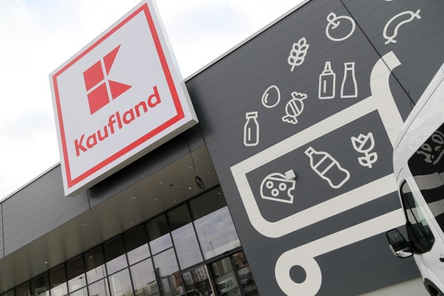 Kaufland wycofuje ze sprzedaży krewetki. Produkt może być niebezpieczny dla zdrowia. "Klienci nie powinni spożywać tego produktu".