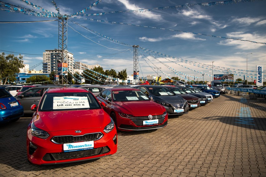 Wśród ponad 600 aut używanych w przedziale cenowym 6 800-7...