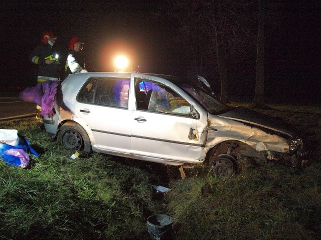 Wypadek na DK11 koło Mścic.