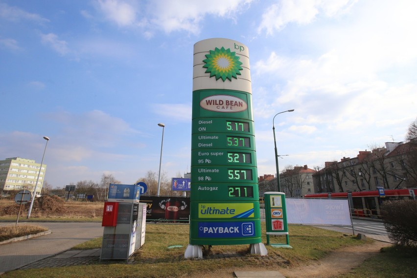 Ceny paliw na stacjach benzynowych 30 marca 2021 r.