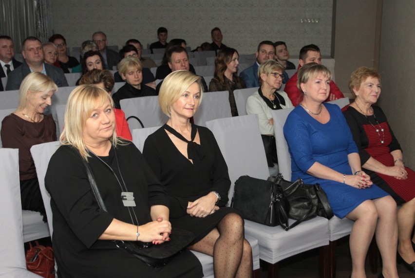 Nauczyciel na Medal w regionie radomskim. Na gali nagrodziliśmy najlepszych pedagogów w kilku kategoriach [DUŻO ZDJĘĆ, WIDEO]