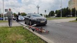 Potrącenie rowerzysty na al. Krzyżanowskiego w Rzeszowie. Mężczyzna trafił do szpitala [ZDJĘCIA]