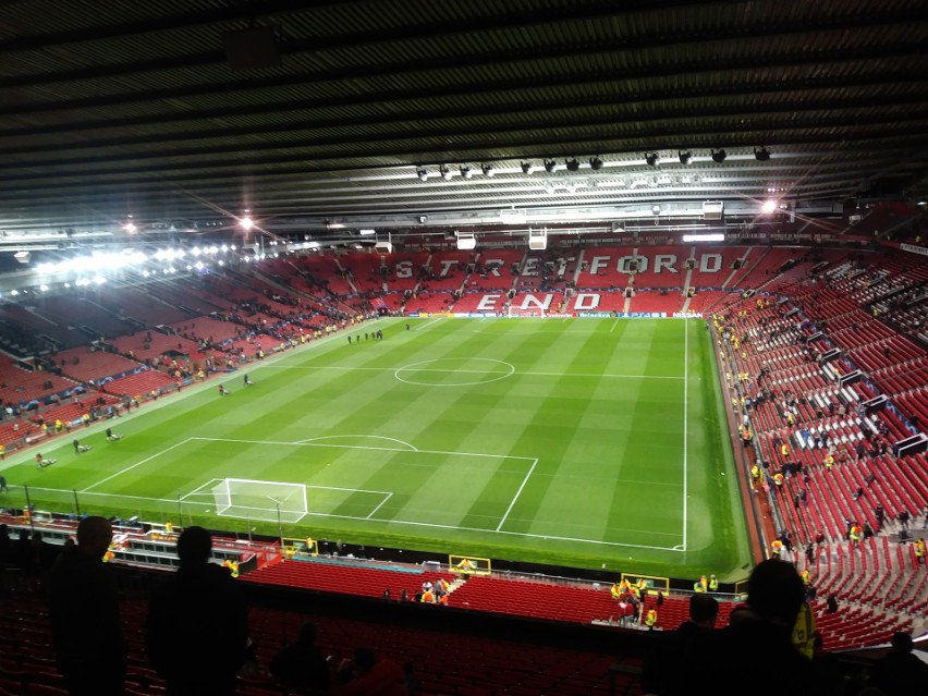 3. miejsce: Manchester United - 72,569 tys.