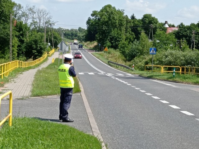 Policjanci z powiatu chełmińskiego ukarali mandatami 17 kierowców